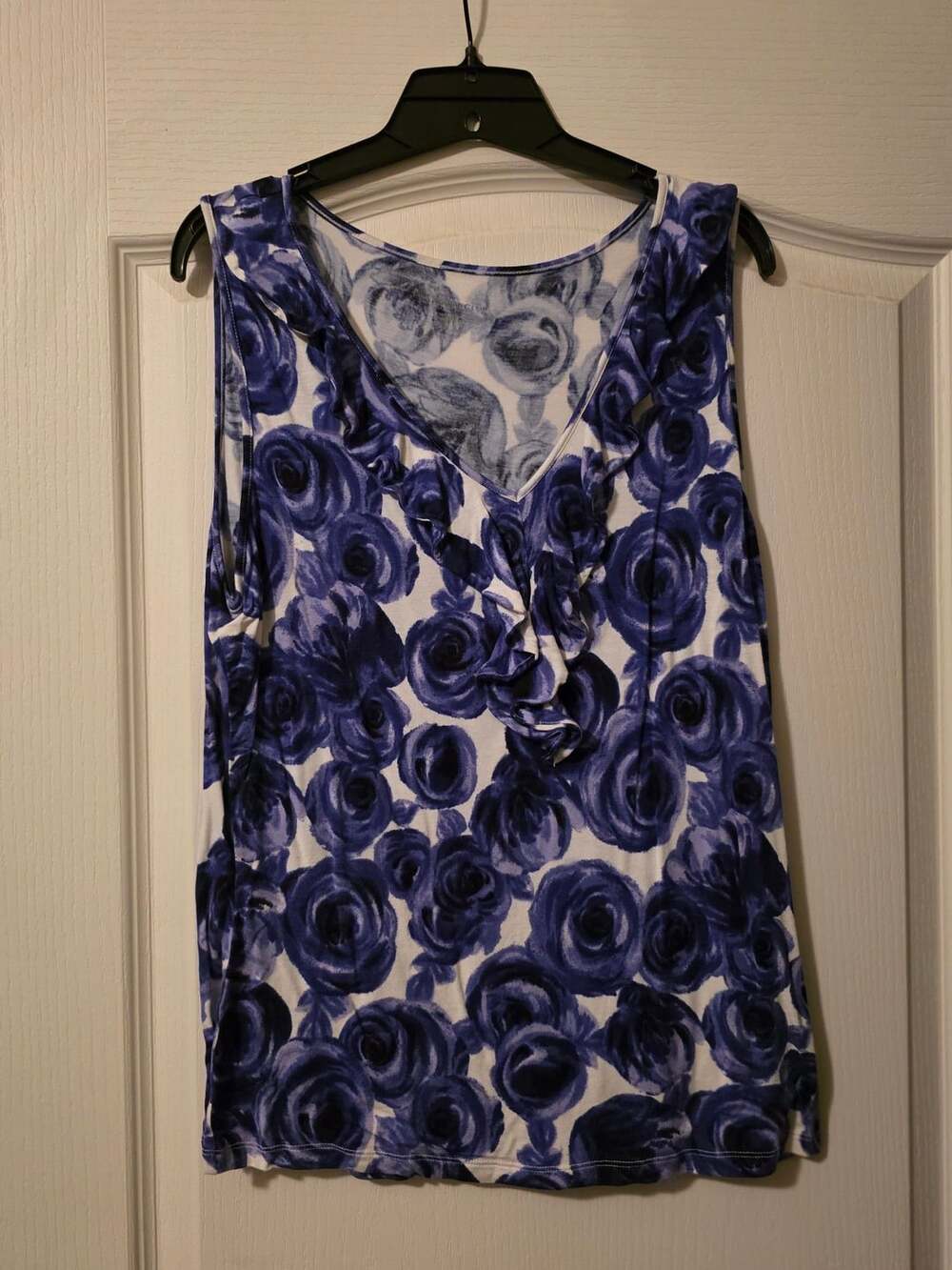 Charter Club Blue and White Floral Print Ruffle Neck Sleeveless Top Size Large